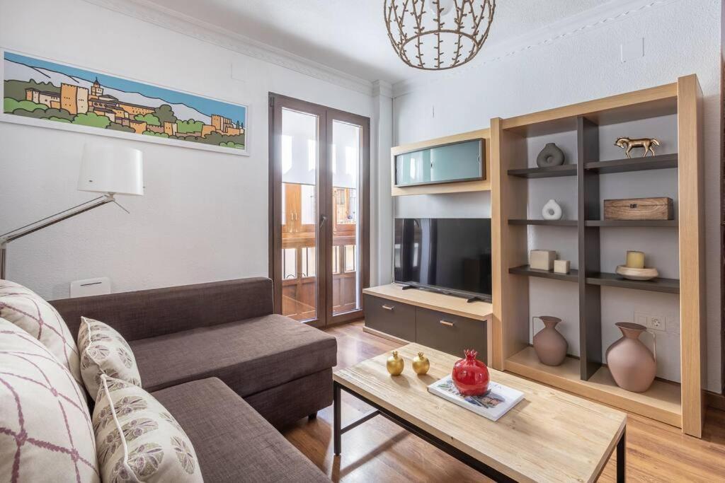 Apartamento Con Terraza A 4 Minutos De La Catedral Granada Exterior photo